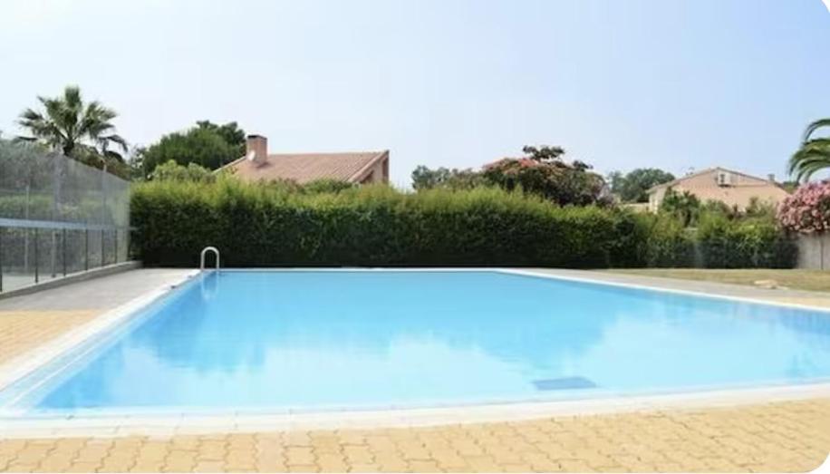 Logement Coquelicot Saint-Cyprien  Exterior photo